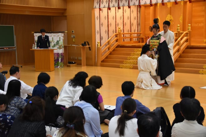 男子御方と衣紋方