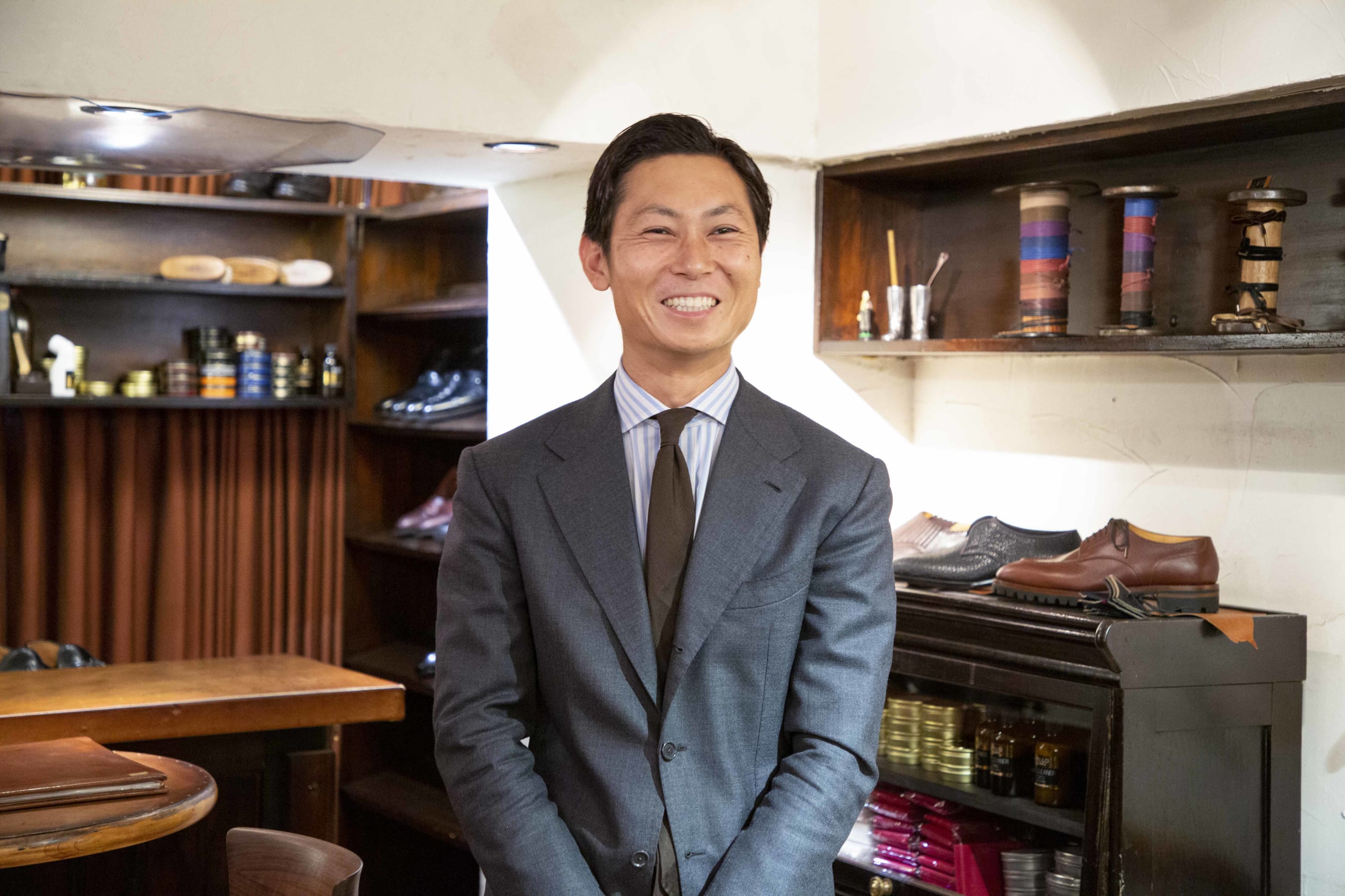 天然ものだからこそ、持ち主の生き様が刻まれる “日本一高い靴磨き職人