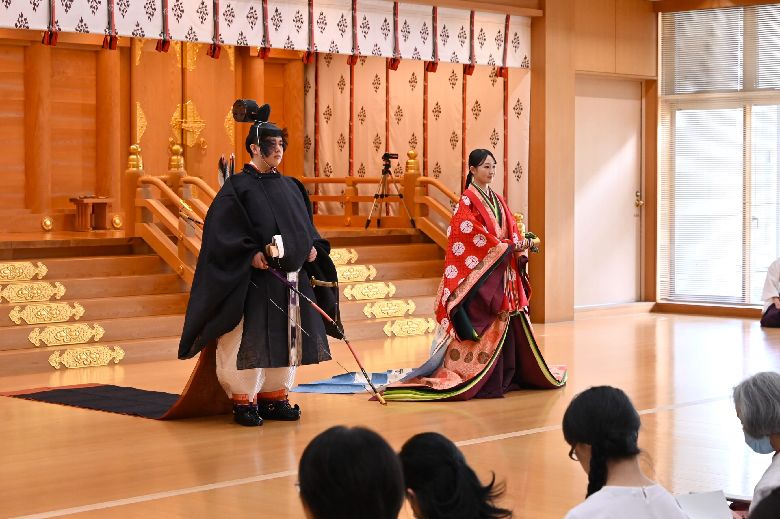第8回「宮廷装束着装披露」が開催されました (令和7(2025)年6月21日